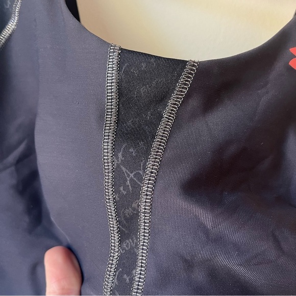 Under Armour HeatGear Armour Sports Bra 36D | Black Red High Impact Workout Bra - Picture 3 of 13